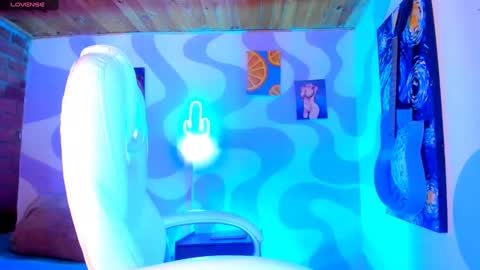 Snapshot of naaoomi chatting on 12-24-24, 05:55 Camila- free online show from 12-24-24, 05:55