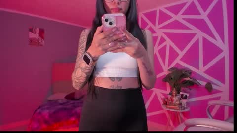 Snapshot of naath_ chatting on 02-04-26, 12:49 anny online show from 02-04-26, 12:49