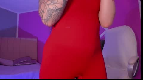 Snapshot of naath_ chatting on 02-12-26, 11:00 anny online show from 02-12-26, 11:00