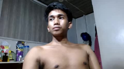 Snapshot of nachos072800 chatting on 06-25-26, 05:06 nachos072800 online show from 06-25-26, 05:06