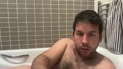 Snapshot of nachosev chatting on 04-24-26, 08:33 jesussevilla online show from 04-24-26, 08:33