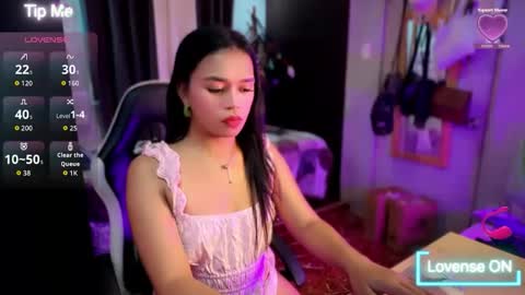 Nadia online show from 04-06-26, 08:43