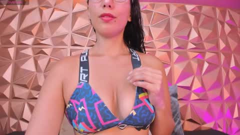 nadiajalil online show from 05-04-26, 08:27