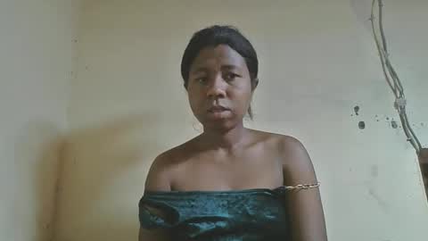 nadiasando online show from 12-16-25, 02:27