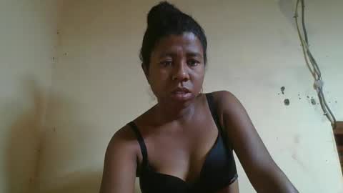 nadiasando online show from 12-19-25, 08:21