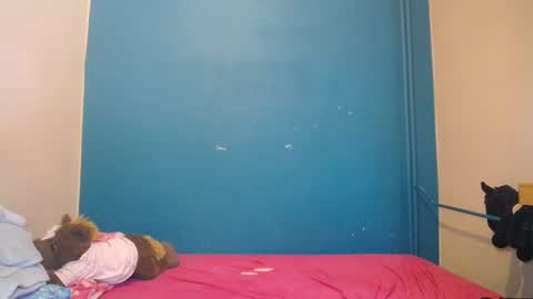 nadinnnea online show from 02-18-25, 11:33