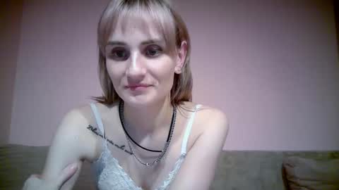 Snapshot of nadjia_sexy chatting on 12-02-25, 10:27 Nadjia online show from 12-02-25, 10:27