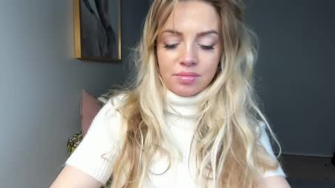 Nadyasoft online show from 01-22-25, 08:06