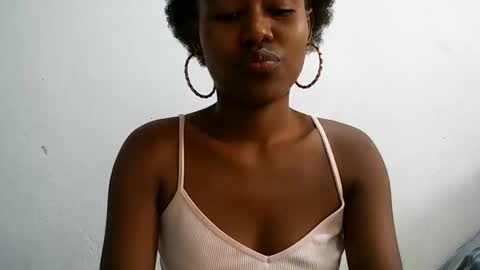 nah296652 online show from 06-06-26, 09:25