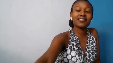 nah296652 online show from 06-19-26, 09:24