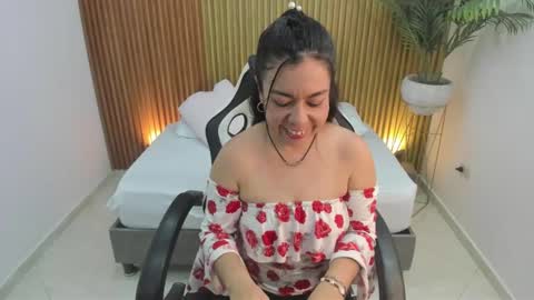 Snapshot of nahia_13 chatting on 02-11-25, 11:54 N A H I A online show from 02-11-25, 11:54