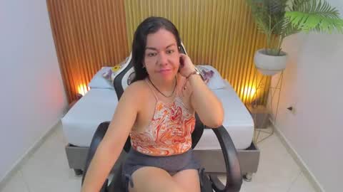 Snapshot of nahia_13 chatting on 02-27-25, 05:24 N A H I A online show from 02-27-25, 05:24