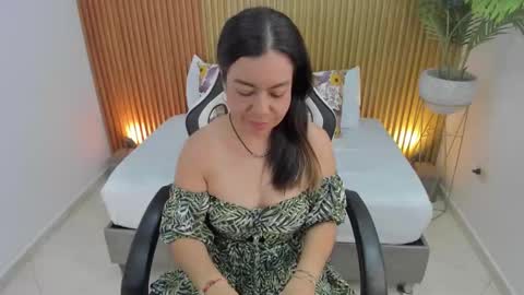 Snapshot of nahia_13 chatting on 03-03-25, 03:09 N A H I A online show from 03-03-25, 03:09