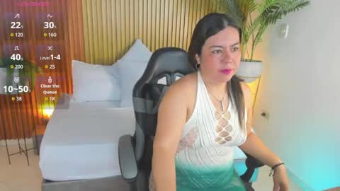 N A H I A online show from 04-21-26, 12:33