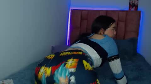 nahia cute     only   online show from 11-07-25, 06:52