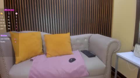 Snapshot of nahiajhonson_ chatting on 02-12-25, 04:11 Nahia online show from 02-12-25, 04:11