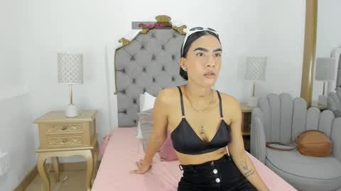 Snapshot of nahiara_johnson chatting on 12-03-24, 09:01 Nahiara online show from 12-03-24, 09:01