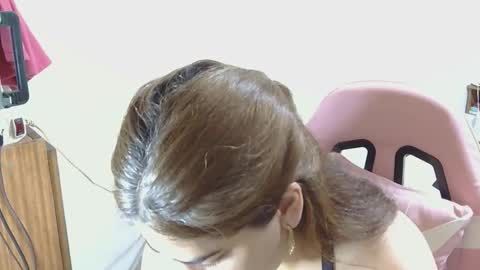 nahiarabiel online show from 05-06-26, 06:57