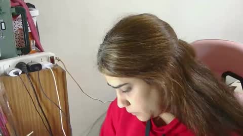 nahiarabiel online show from 05-20-26, 05:52
