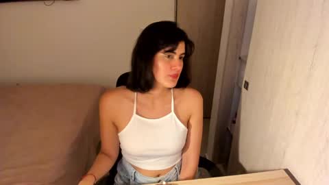 independent model online show from 06-06-26, 01:21