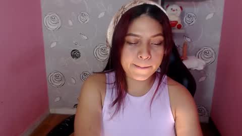 Nahomy online show from 02-09-25, 06:11