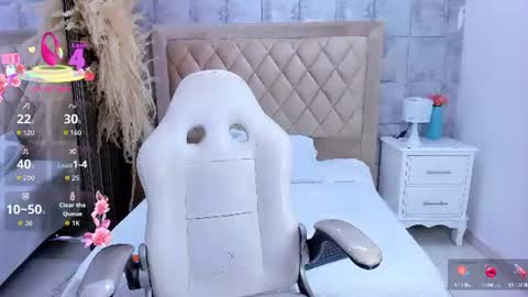Nahomi online show from 06-23-26, 04:10