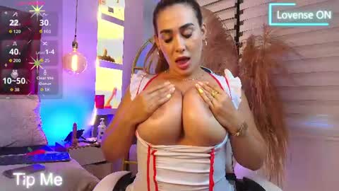 NahomiRoss online show from 07-07-26, 01:59