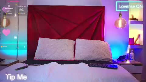 NahomiRoss online show from 07-09-26, 01:59