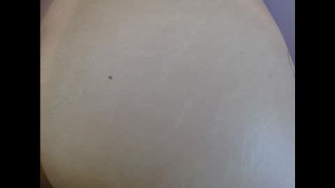 Snapshot of nahomy_rain chatting on 03-10-26, 03:11 online show from 03-10-26, 03:11