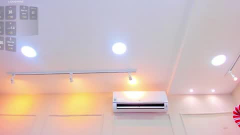 Snapshot of nahomygrey_ chatting on 01-12-25, 07:31 Nahomy online show from 01-12-25, 07:31