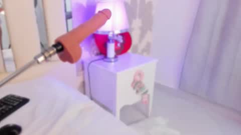 Snapshot of nahomyroberts chatting on 02-23-26, 12:02 Nahomy Roberts online show from 02-23-26, 12:02