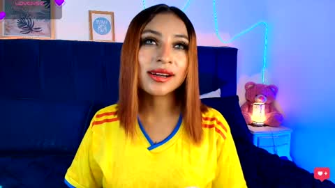 Snapshot of naia_cruz_ chatting on 06-08-26, 06:08 Naia online show from 06-08-26, 06:08