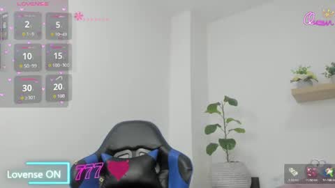 Snapshot of naiara30_ chatting on 04-18-26, 02:10 N A I A R A online show from 04-18-26, 02:10