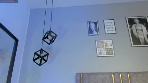 nailagrey online show from 04-10-26, 11:37