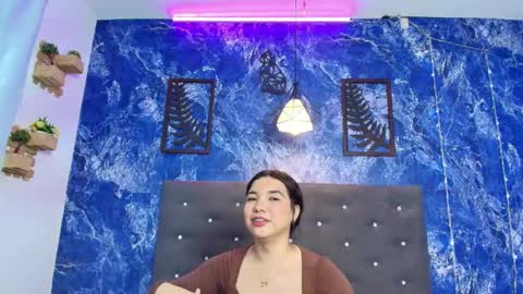 Snapshot of naileth_ chatting on 11-26-25, 04:24 NAILETH online show from 11-26-25, 04:24