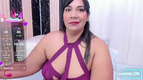 Snapshot of nailha1 chatting on 06-16-26, 07:38 Nailha online show from 06-16-26, 07:38