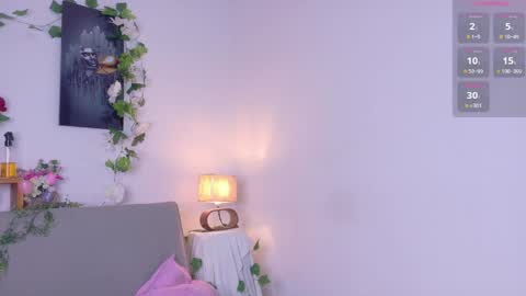 nairagold_ online show from 04-06-26, 04:46