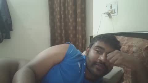 Snapshot of nairanandu28 chatting on 04-23-26, 09:28 NAIRANANDU28 online show from 04-23-26, 09:28