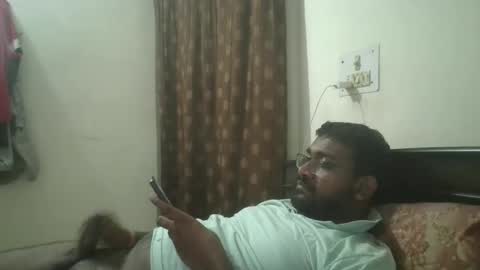 Snapshot of nairanandu28 chatting on 05-17-26, 06:33 NAIRANANDU28 online show from 05-17-26, 06:33