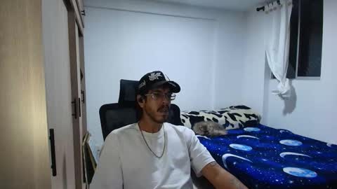 Snapshot of naitsihrc chatting on 11-26-25, 04:57 Nait online show from 11-26-25, 04:57