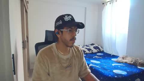 Snapshot of naitsihrc chatting on 11-26-25, 06:42 Nait online show from 11-26-25, 06:42