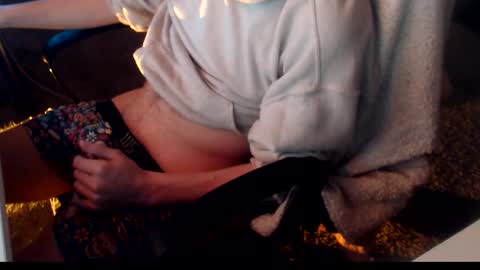 Snapshot of naj8 chatting on 11-02-25, 10:56 Drew online show from 11-02-25, 10:56