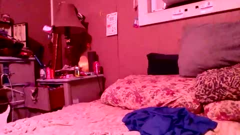 Snapshot of naked4funn chatting on 11-16-25, 11:10 thethrill online show from 11-16-25, 11:10