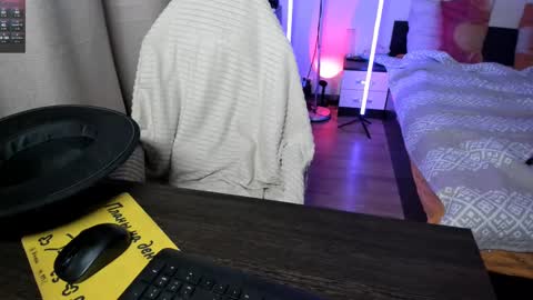 Asy no face  online show from 03-12-25, 04:46