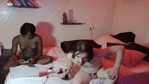Snapshot of nakedboi420 chatting on 08-01-26, 08:02 mid-west guy living on the east coast trying to figure out where to go next online show from 08-01-26, 08:02