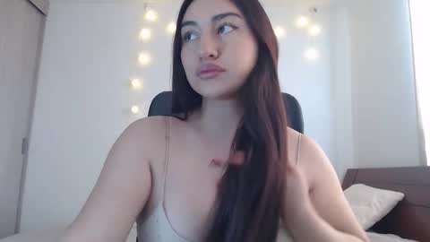 Snapshot of nala_foster chatting on 10-20-25, 02:28 Nala online show from 10-20-25, 02:28