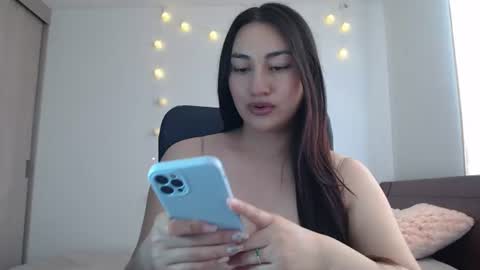 Nala online show from 06-12-26, 03:55