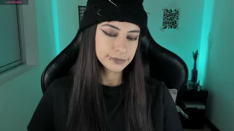 nala_saphir online show from 04-14-26, 07:47
