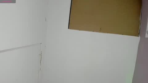 NALAROY online show from 04-25-26, 08:06