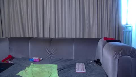 Snapshot of nally_ferrari chatting on 09-19-25, 01:18 Nally online show from 09-19-25, 01:18